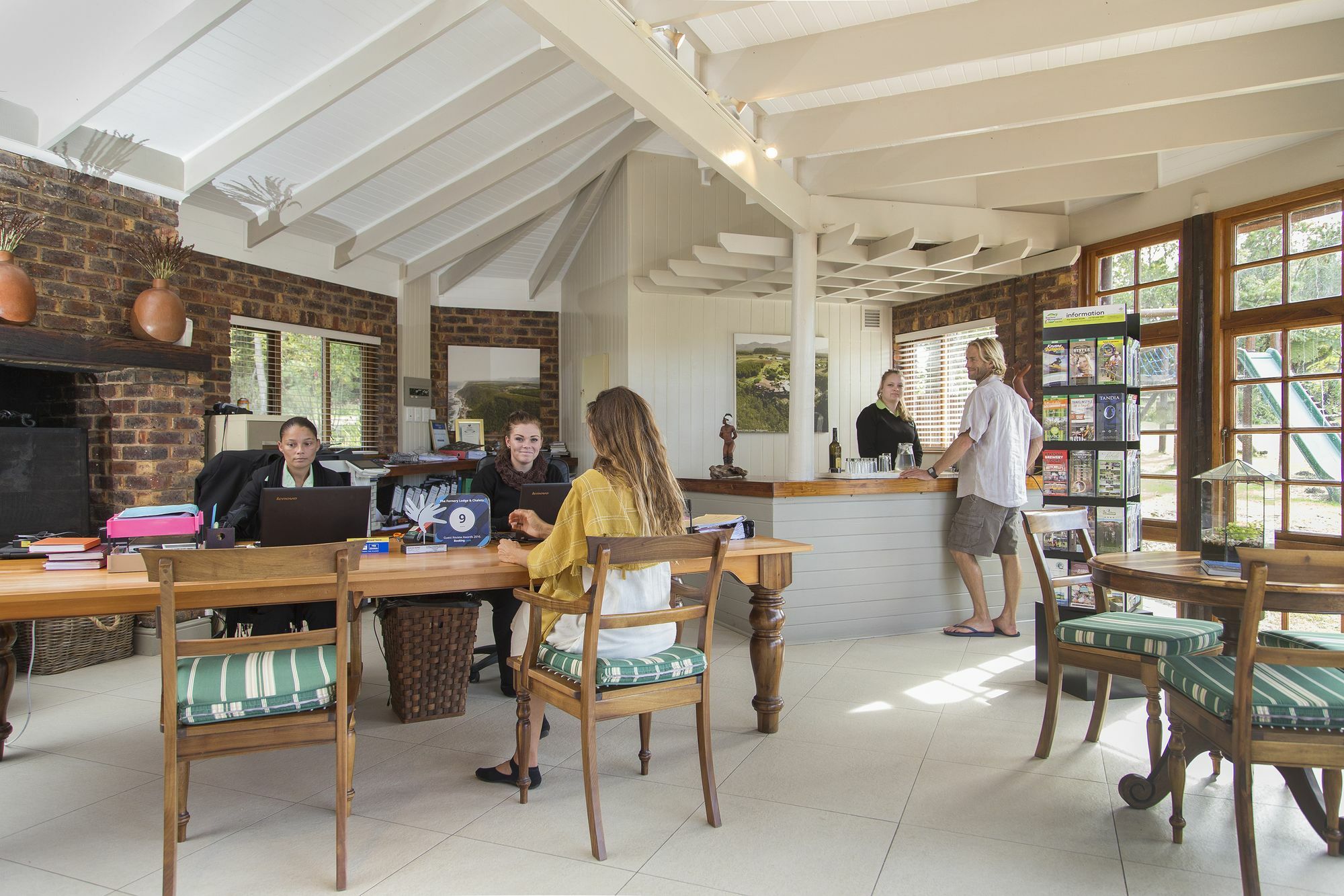 The Fernery Lodge & Spa Стормсривиер Екстериор снимка